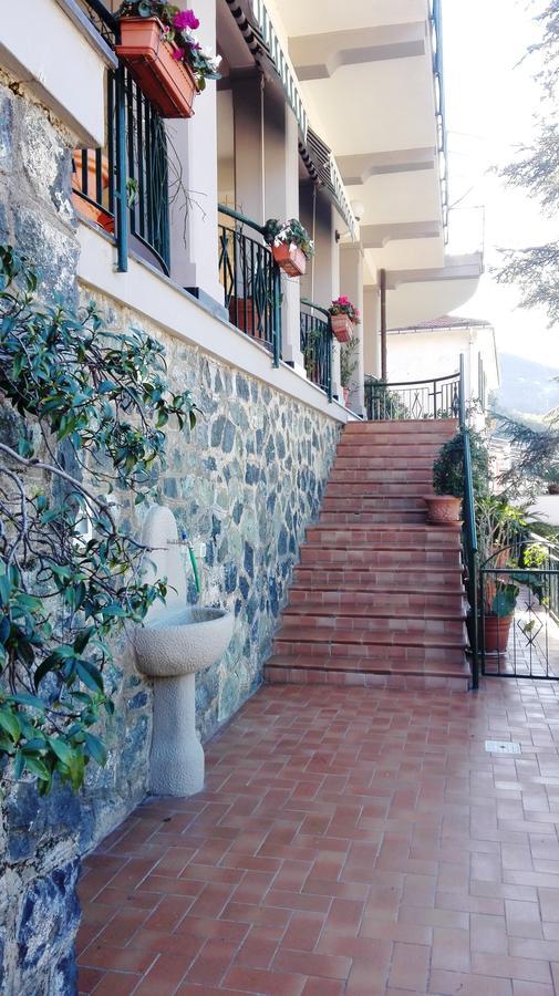 Villa Helvezia Леванто Экстерьер фото